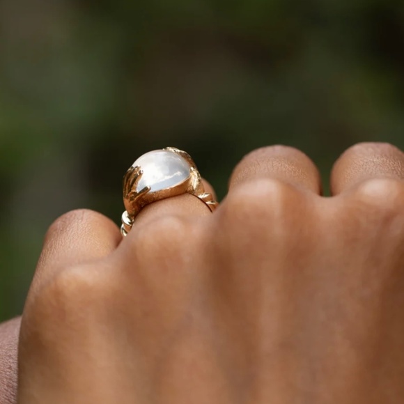 Moonstone Scryers Ring - Picture 8 of 15